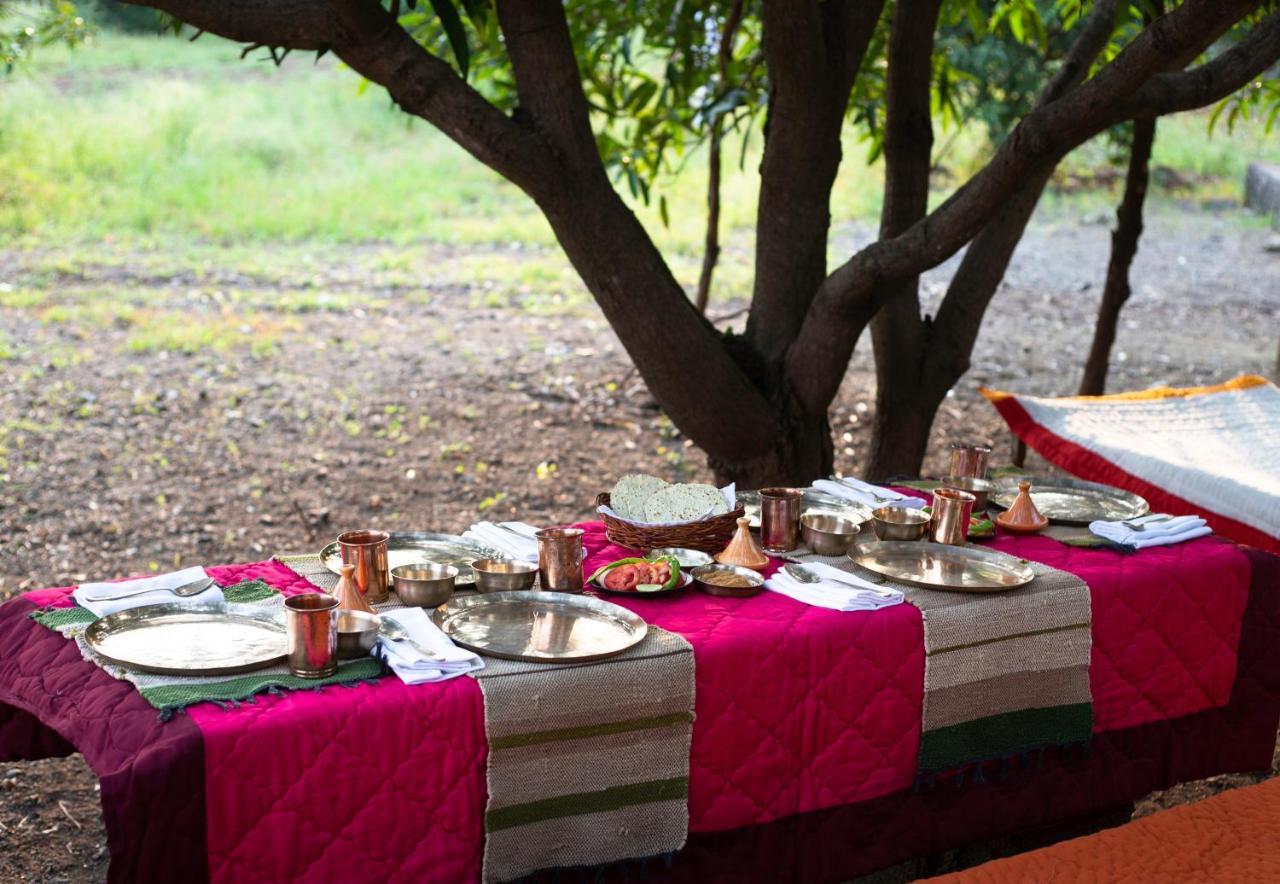 Hotel Woods At Sasan Sasan Gir Exterior foto